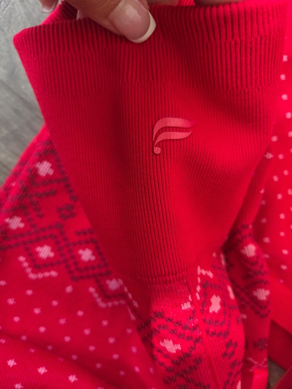 Fabletics Christmas Set - Picture 2 of 2